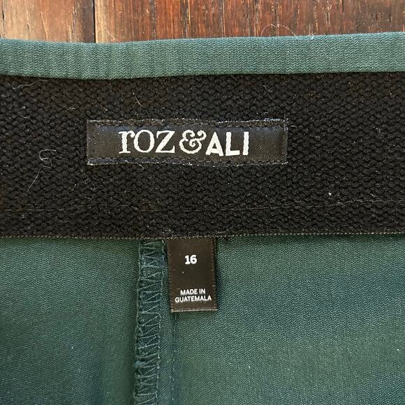 Roz & Ali Size 16 Green Pull-on ankle straight leg pants Career Workwear Classic - Picture 3 of 9